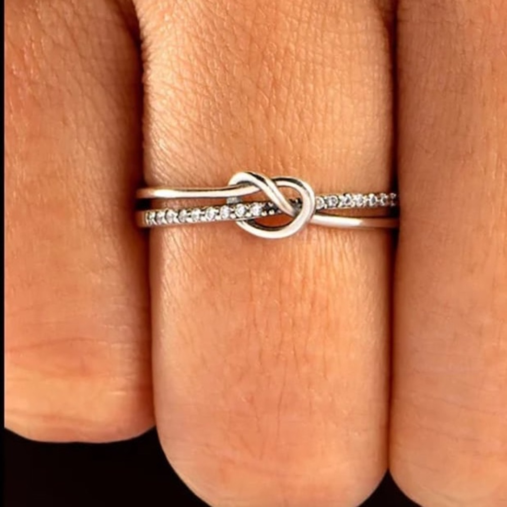 Best Friend Knot Ring Sterling Silver 7